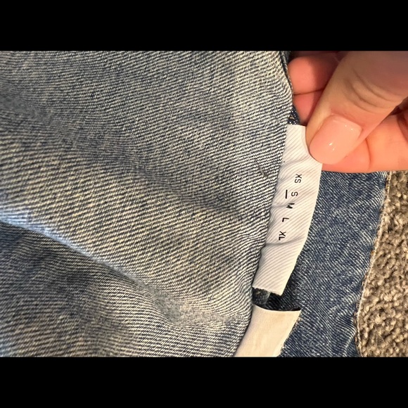 Distressed denim jacket - Picture 4 of 4